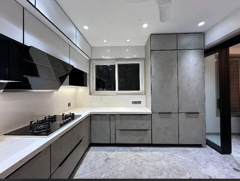 Kitchen Image 1
